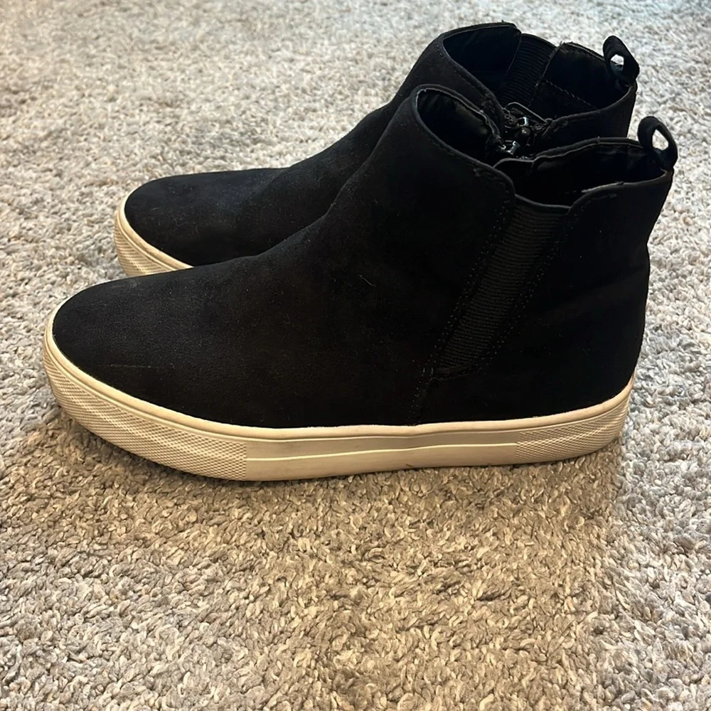 GAP sneaker booties